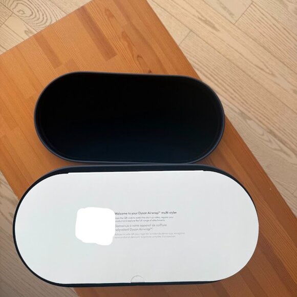Dyson Airwrap Storage Case (Original) – Navy Blue – Excellent Condition - Picture 6 of 6
